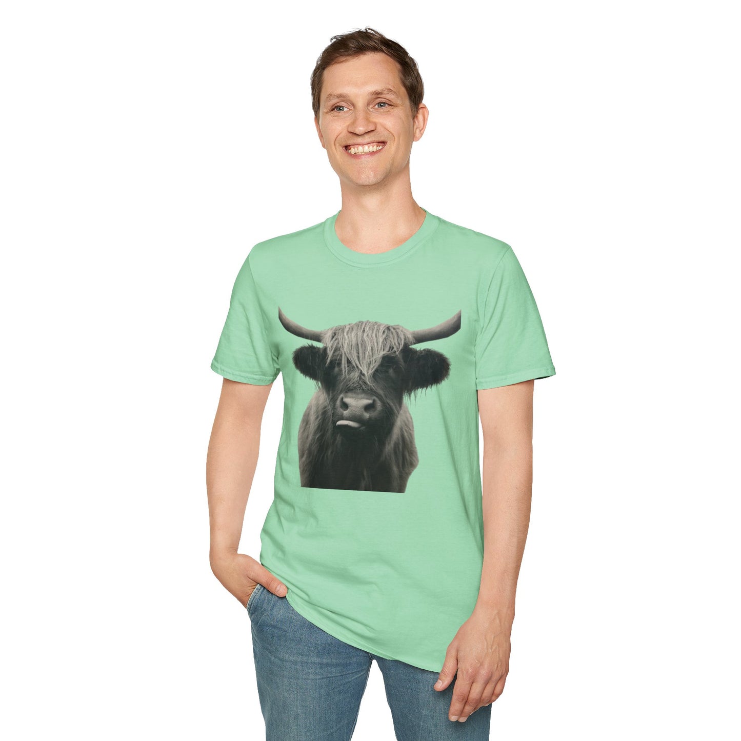 Just a Highland Cow - Unisex Softstyle T-Shirt